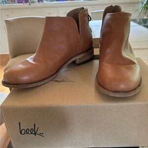 "NEW" Beek Falcon Vognac bootie